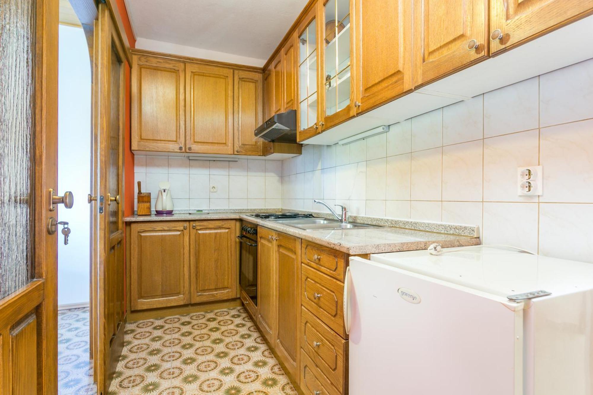 Apartments By The Sea Brela, Makarska - 18356 外观 照片