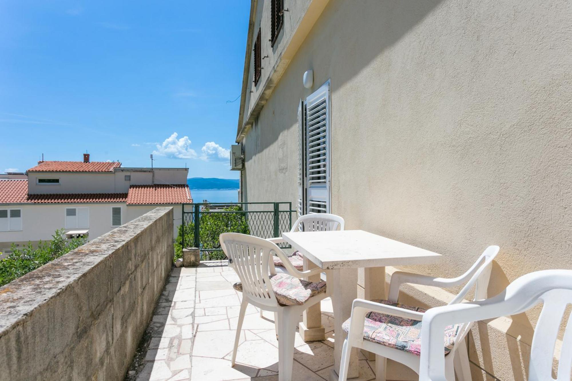 Apartments By The Sea Brela, Makarska - 18356 外观 照片